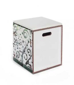 Pouf Quadrato in Cartone Personalizzato con Ornamenti