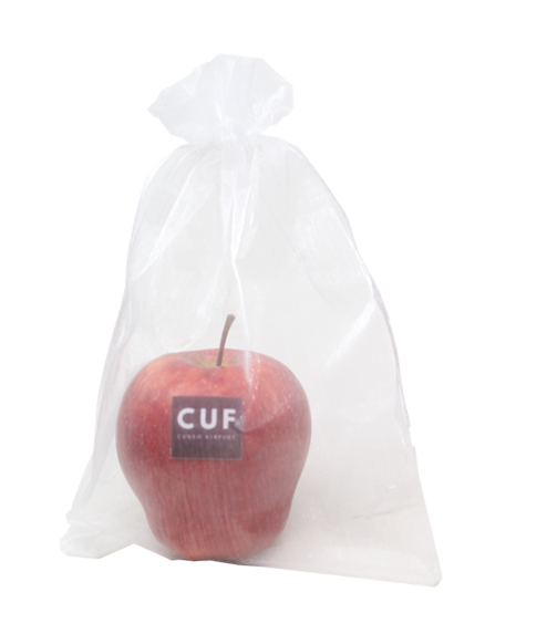 Frutta con logo in carta da zucchero - Mela per Aeroporto Cuneo